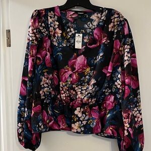 NWT Express Women's Floral Blouse - Black and Pink